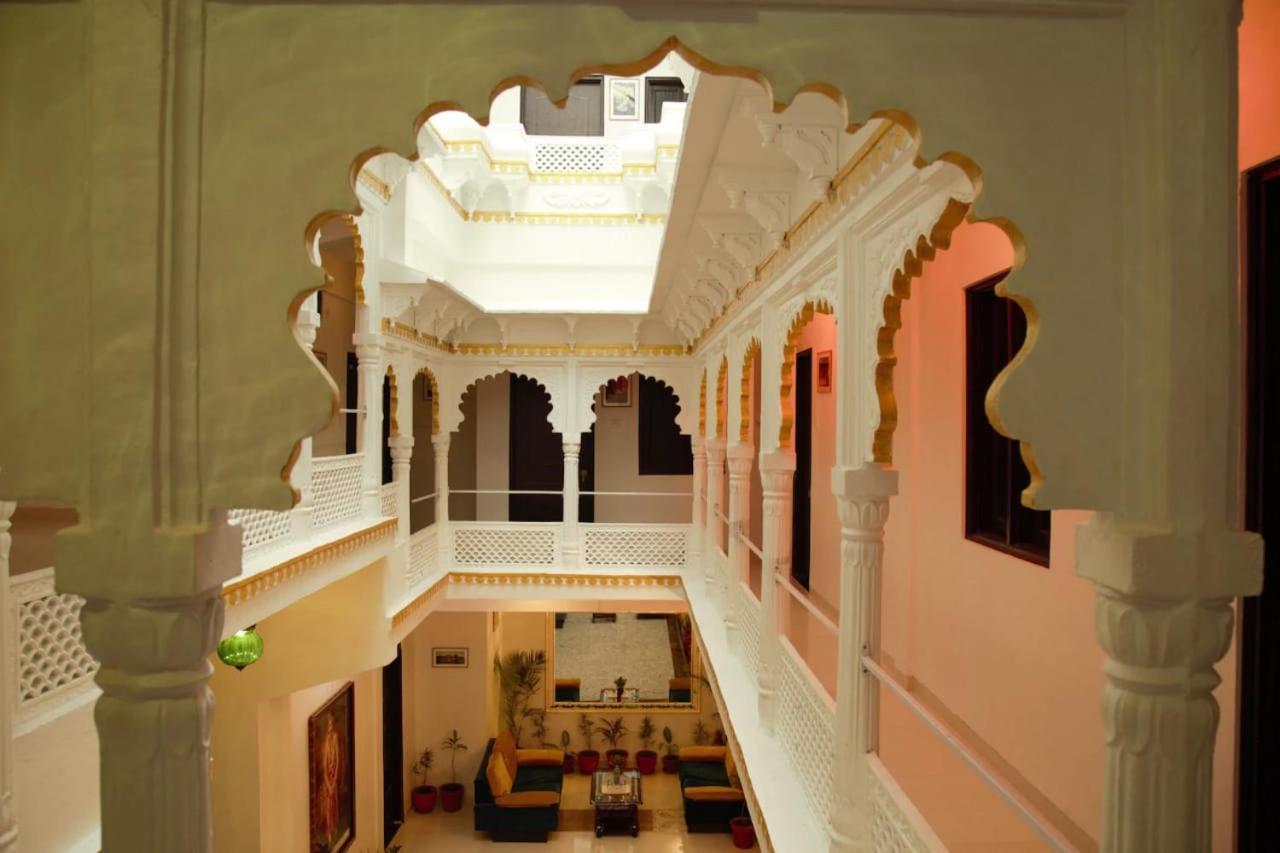 Hotel Nahargarh Palace Indore Exterior photo